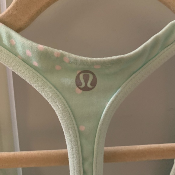 Lululemon tank with built in bra - Picture 3 of 4